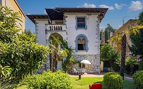 City Apartment With Garden - Happy Rentals